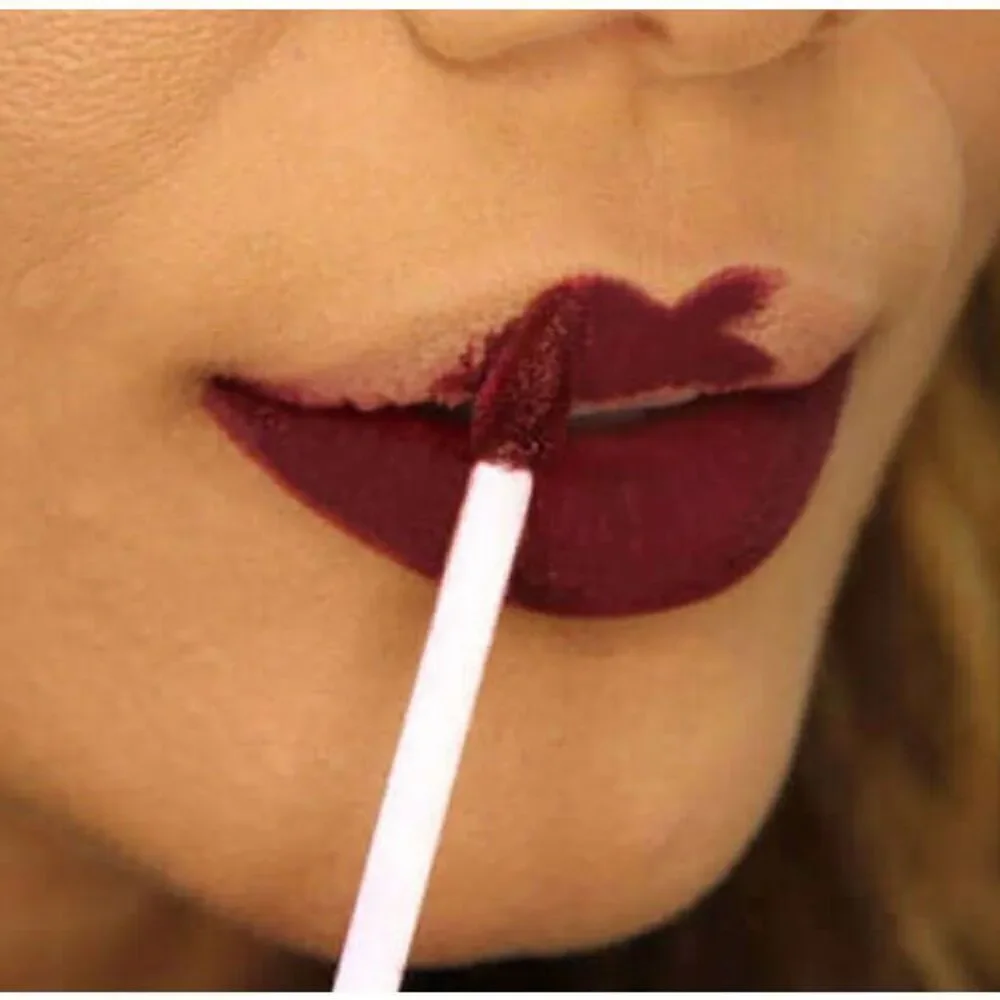 PUR - NWT - Velvet Matte Liquid Lipstick in 